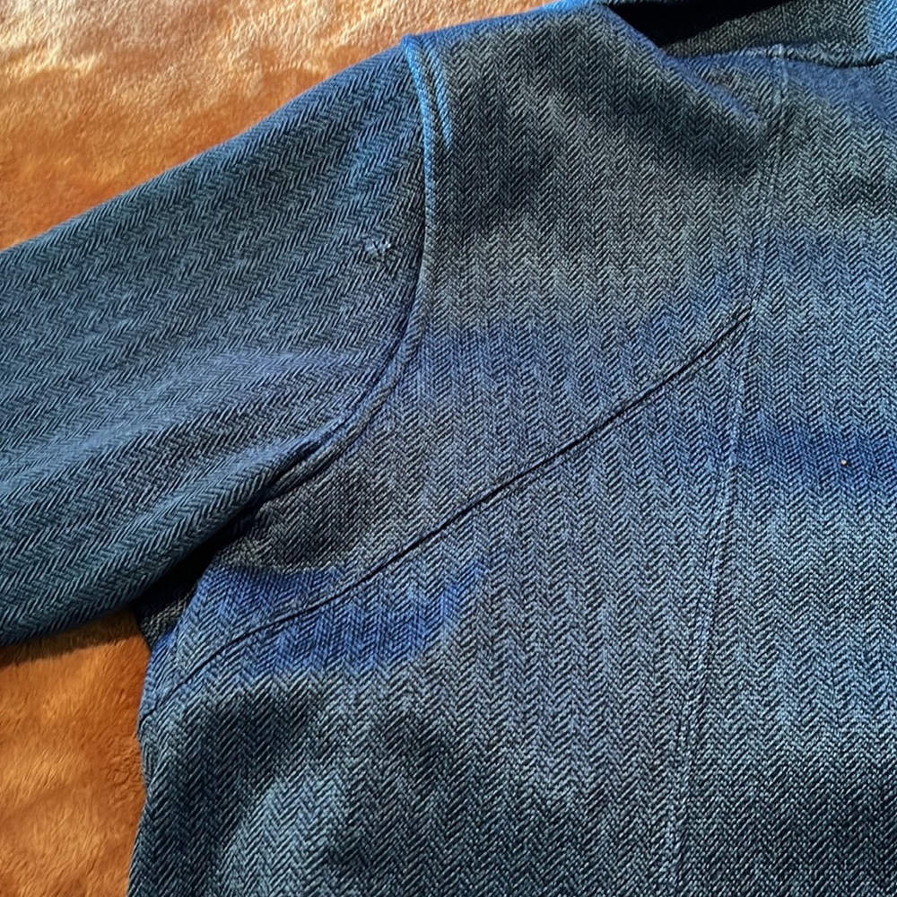 Jacket - Picture 4 of 5